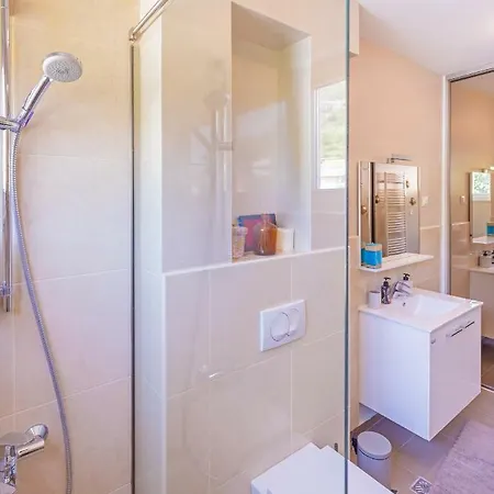 Apartament Rozart - River Marina With Free Parking Mokošica