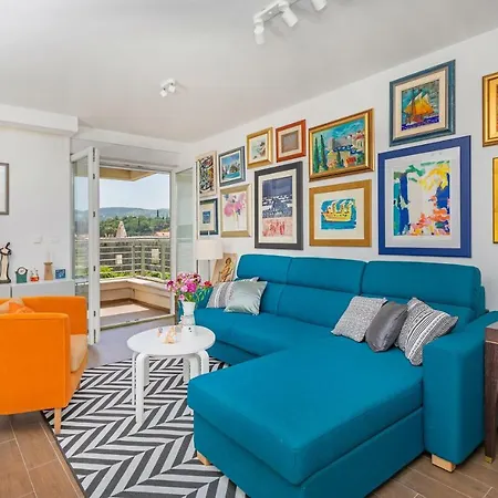 Rozart - River Marina With Free Parking Apartament *